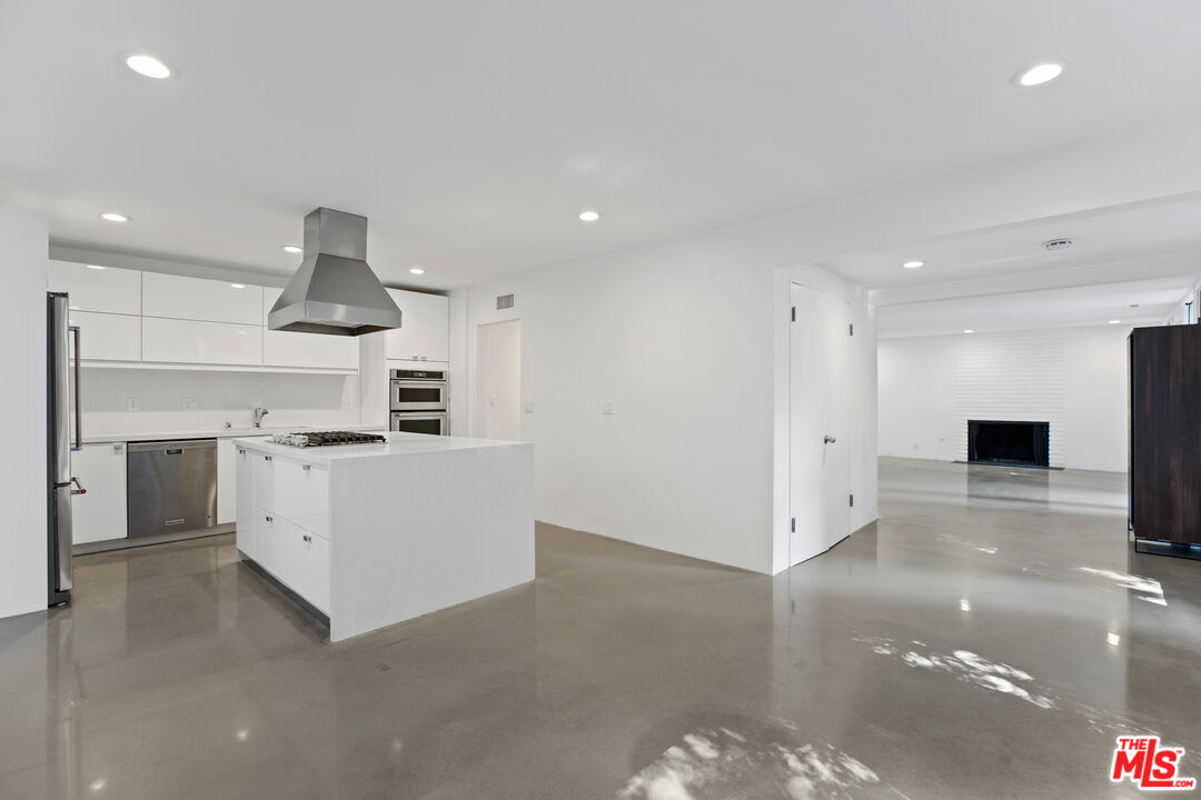 420 S Westgate Ave
