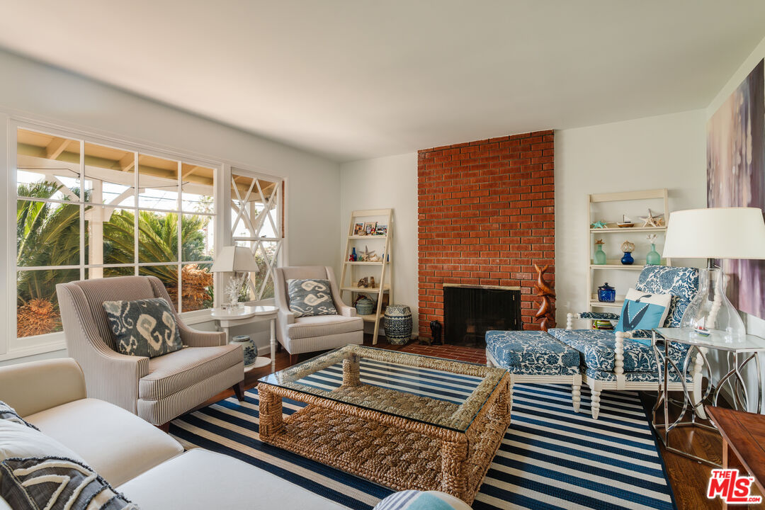 229 Viejo St