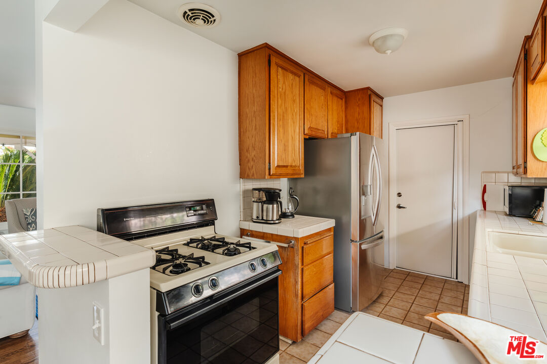 229 Viejo St