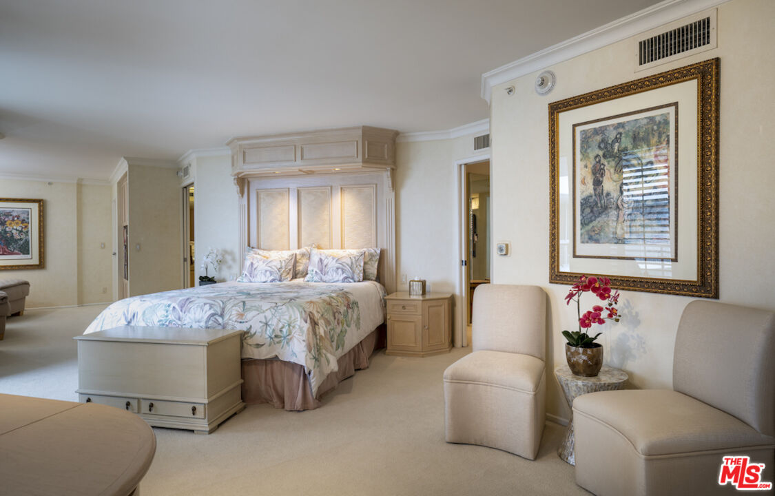 201 Ocean Ave Unit: 1904-1905B