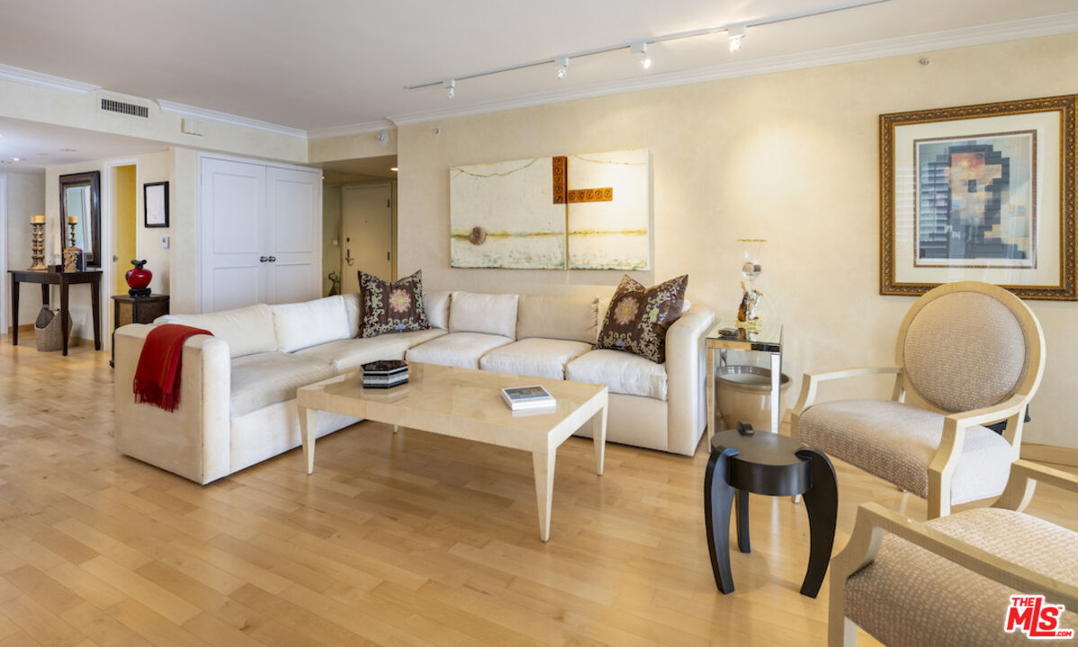 201 Ocean Ave Unit: 1904-1905B