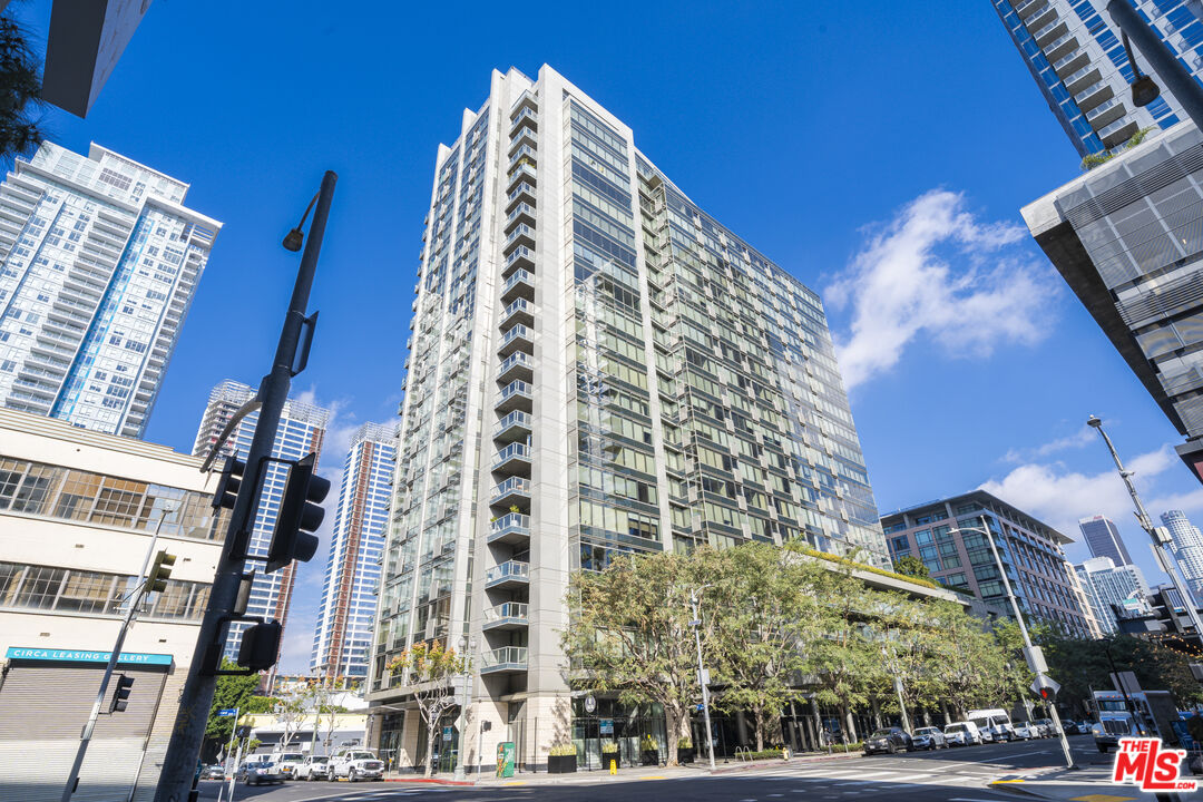1155 S Grand Ave Unit: 810