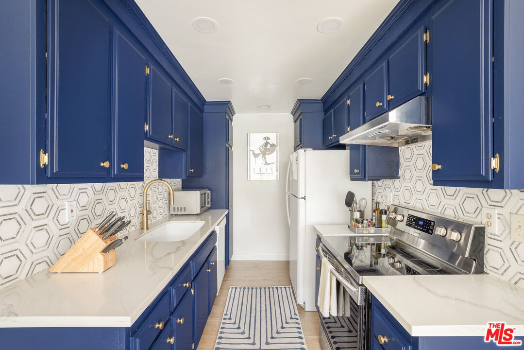 1515 S Beverly Dr Unit: 506