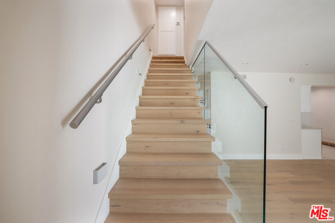 1329 Harvard St Unit: 3