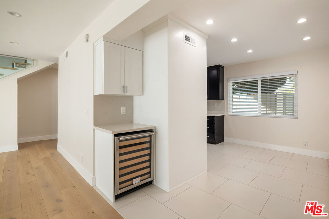 1329 Harvard St Unit: 3