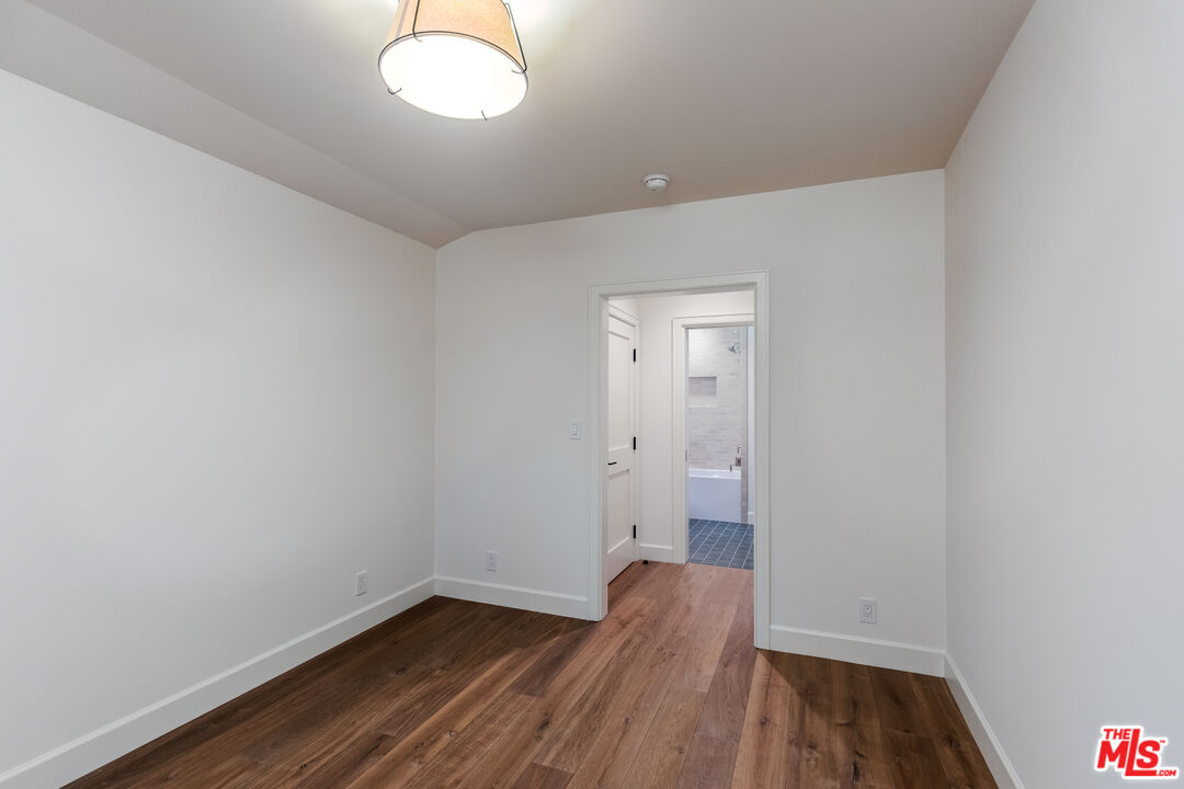 820 Brent Ave