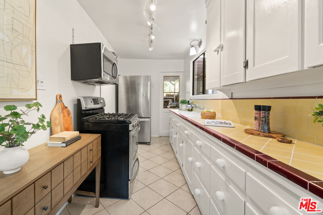 339 W Avenue 45