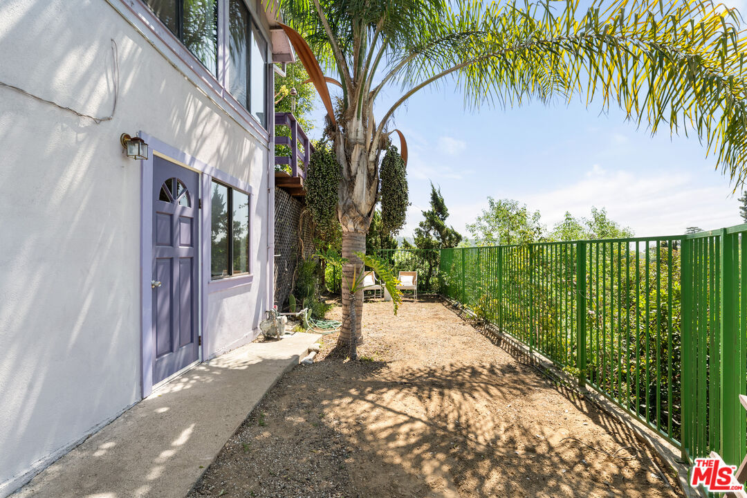339 W Avenue 45