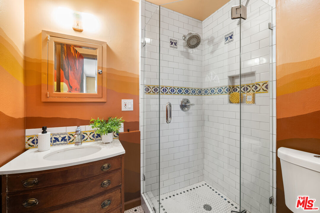 339 W Avenue 45