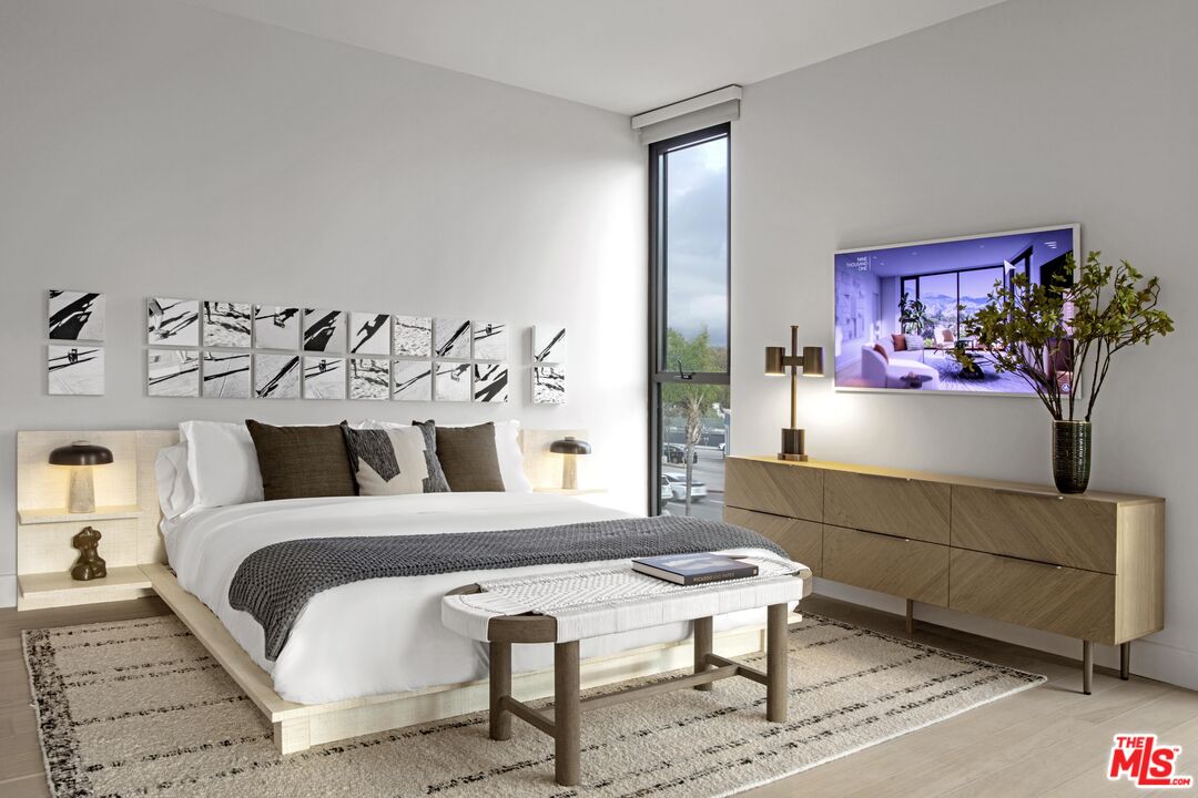 9001 Santa Monica Blvd Unit: 507