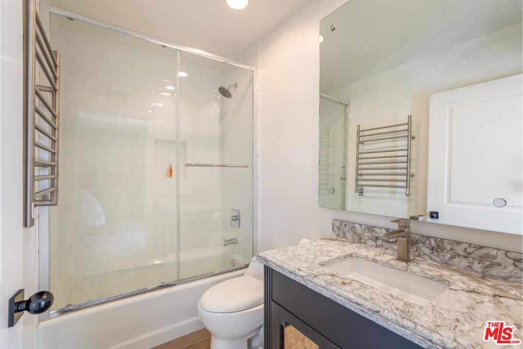1111 Somera Rd
