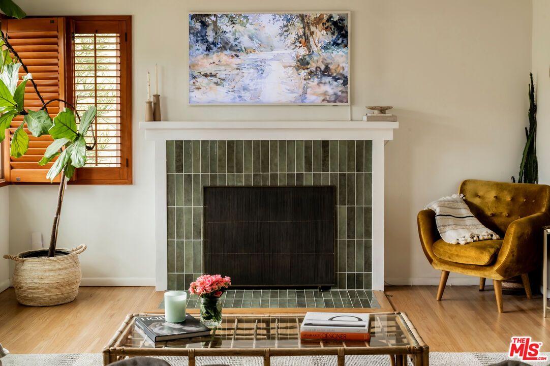 313 W Elm Ave