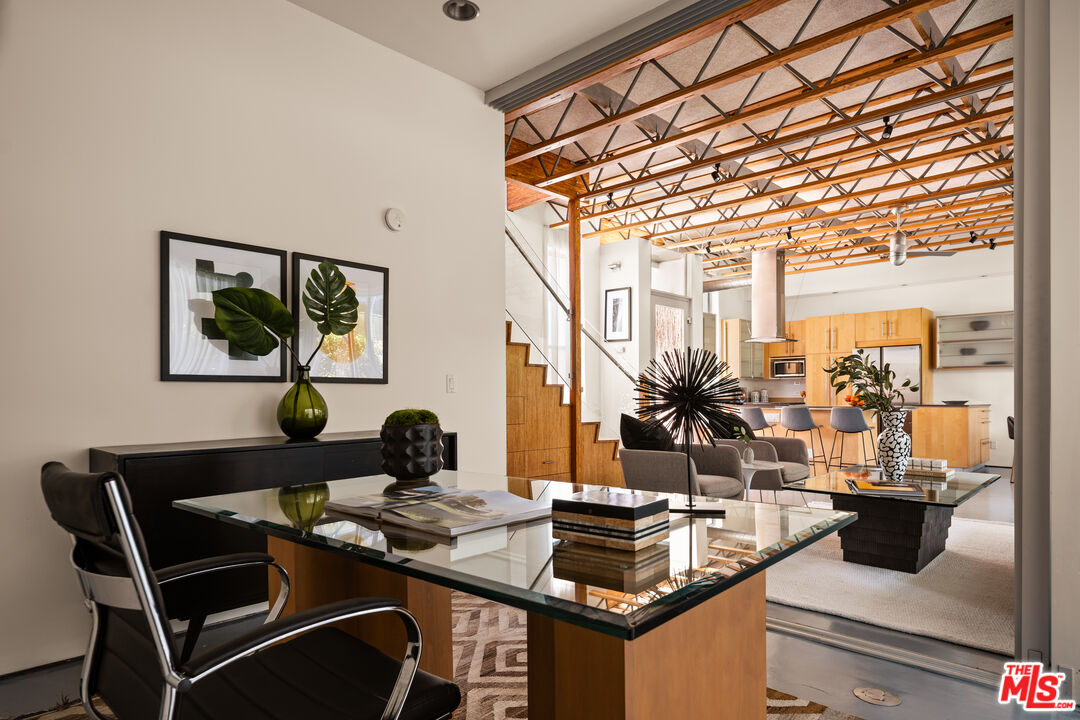 621 San Juan Ave Unit: B