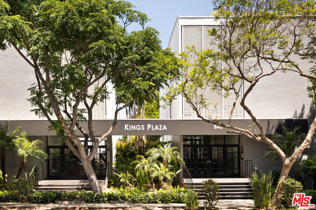 850 N Kings Rd Unit: 312