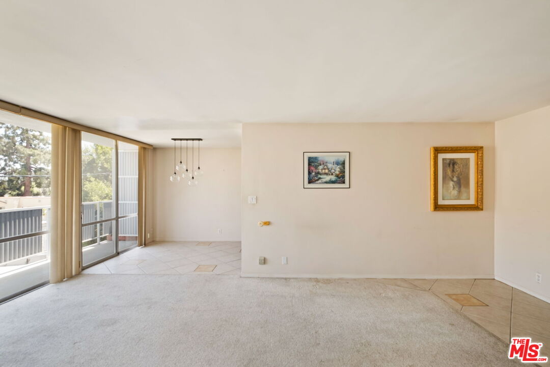 850 N Kings Rd Unit: 312