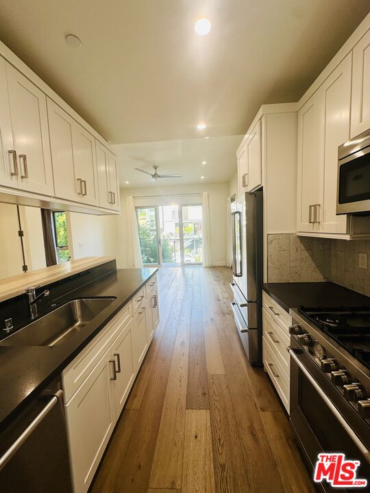 1041 N Spaulding Ave Unit: 201