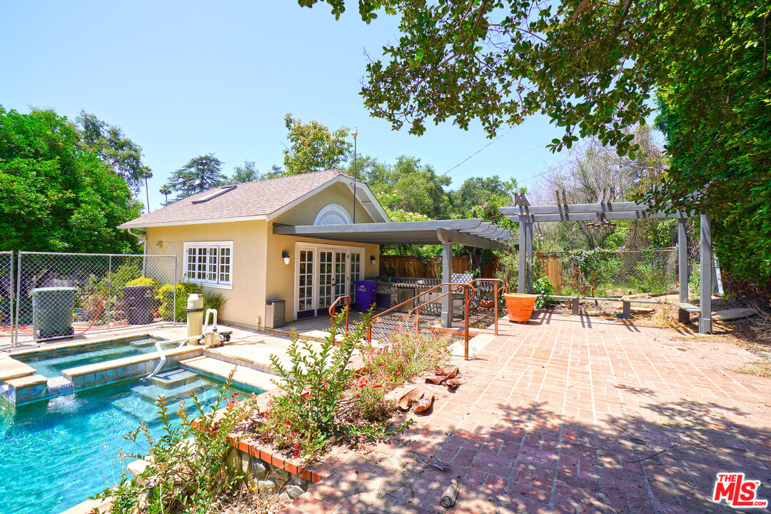 1711 Homewood Dr