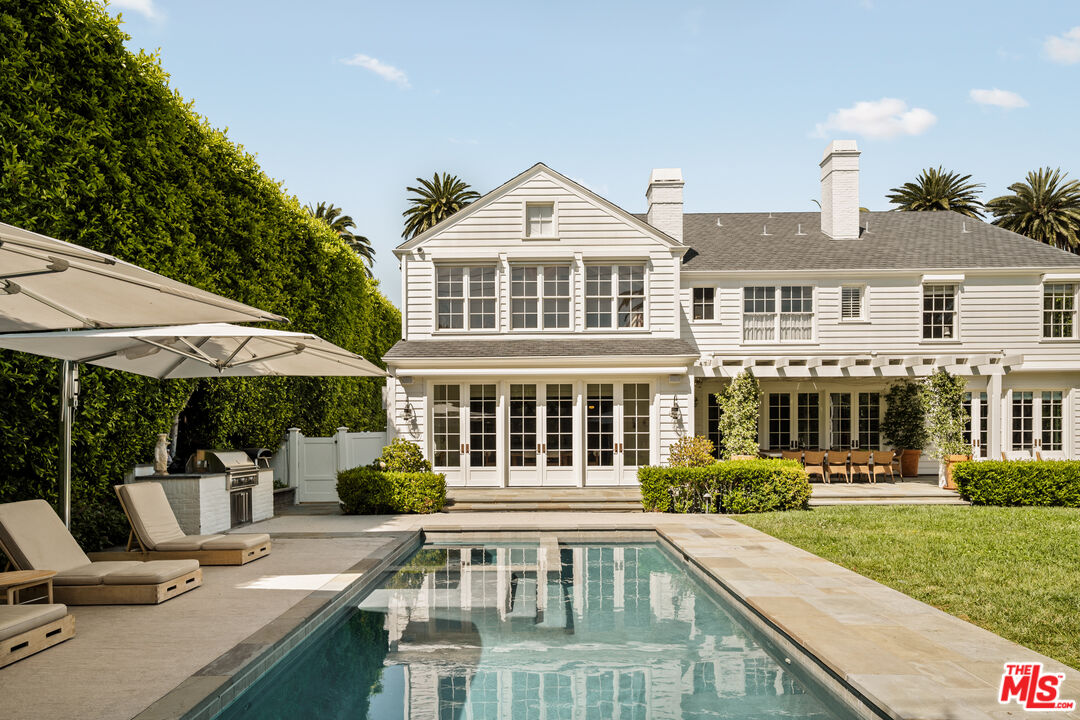 589 Moreno Ave