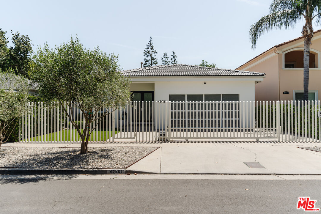 4508 Vesper Ave