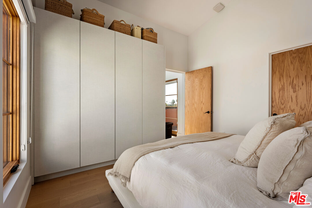 1033 N Vista St Unit: D