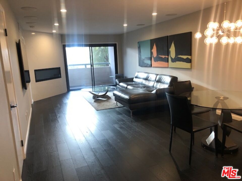 8300 Manitoba St Unit: 209