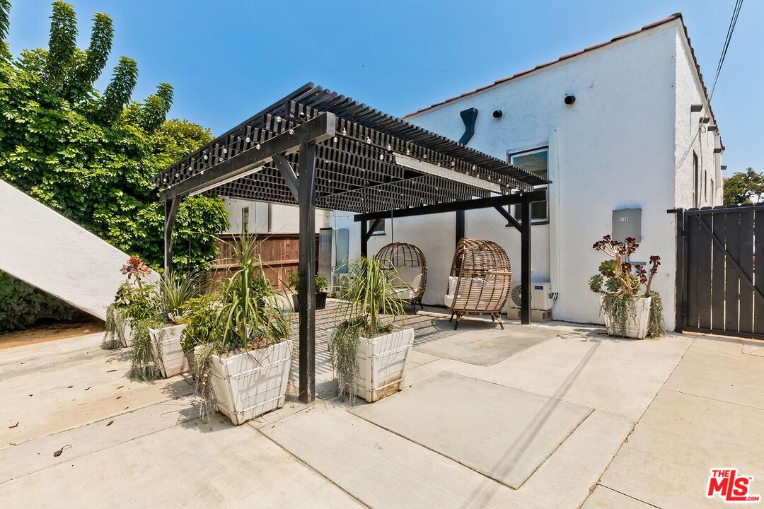 3706 Brunswick Ave