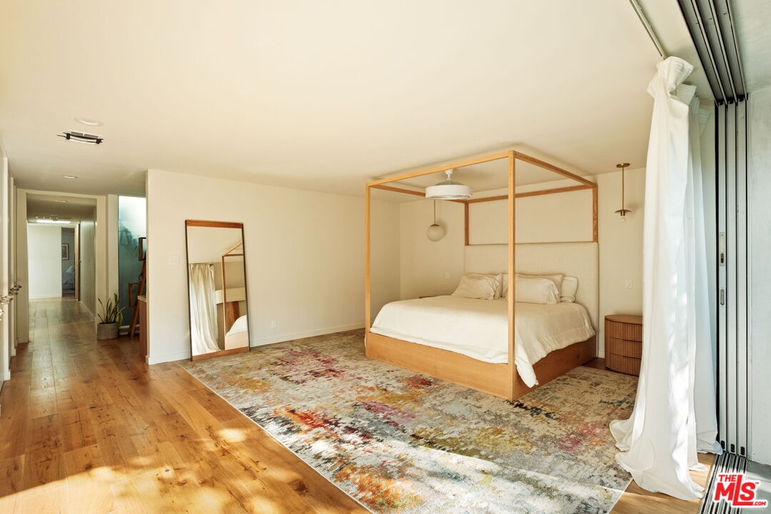 6641 Bedford Ave