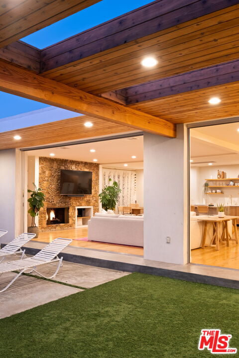 6641 Bedford Ave