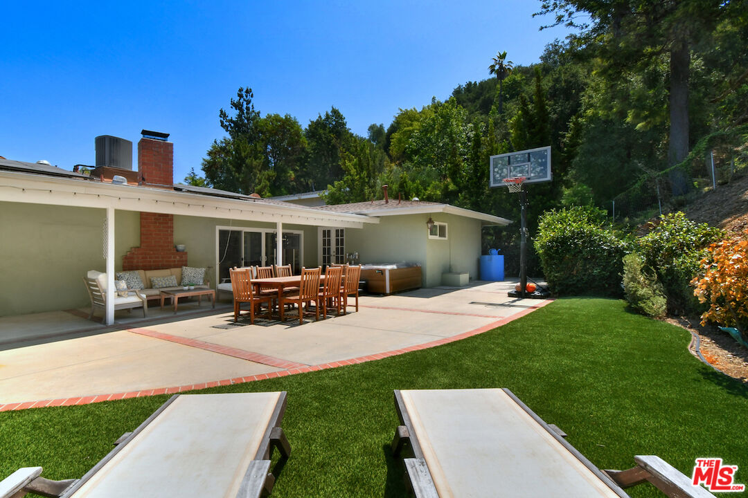 3421 Castlewoods Pl