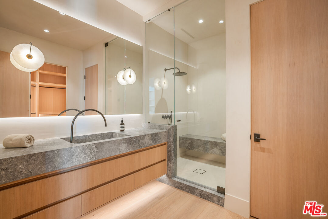 24824 Pacific Coast Hwy