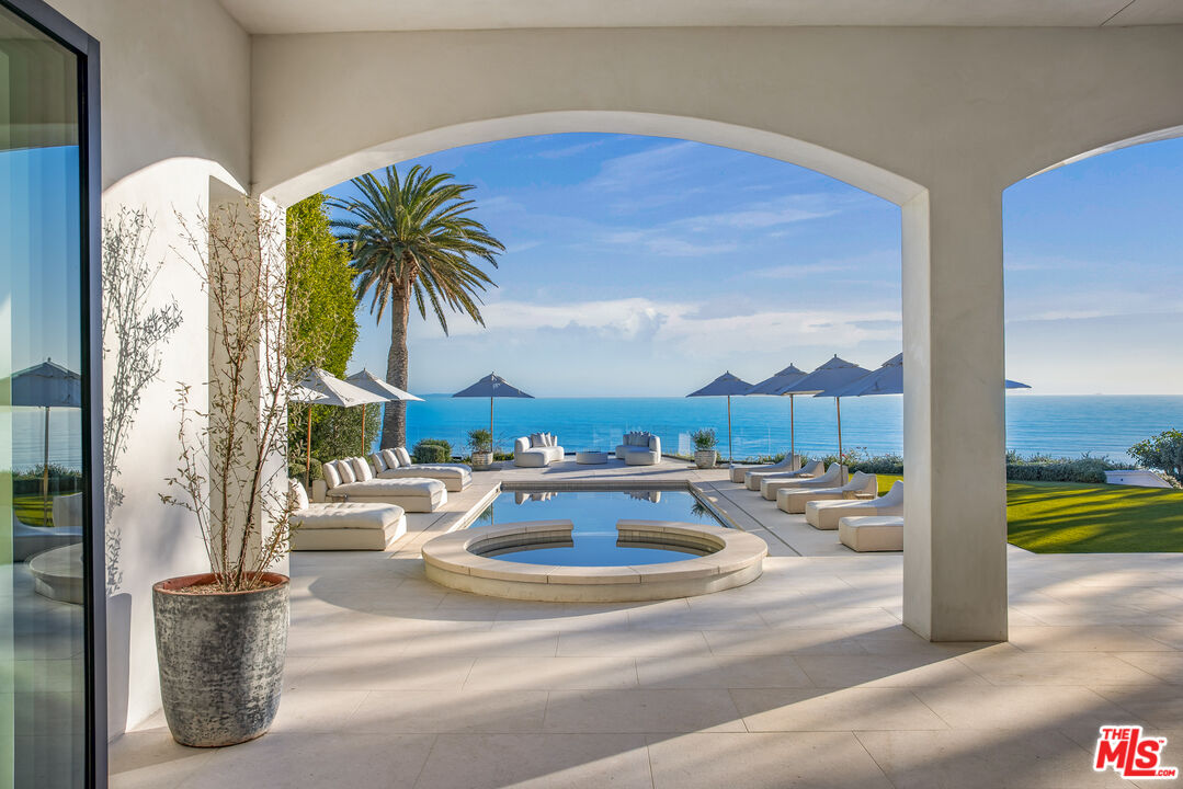 24824 Pacific Coast Hwy