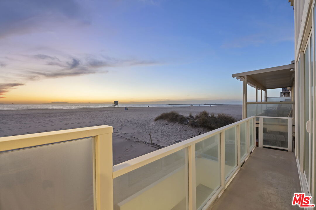 1005 Ocean Dr