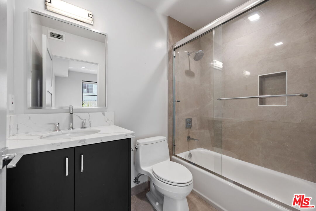 10612 W Kareen Ct