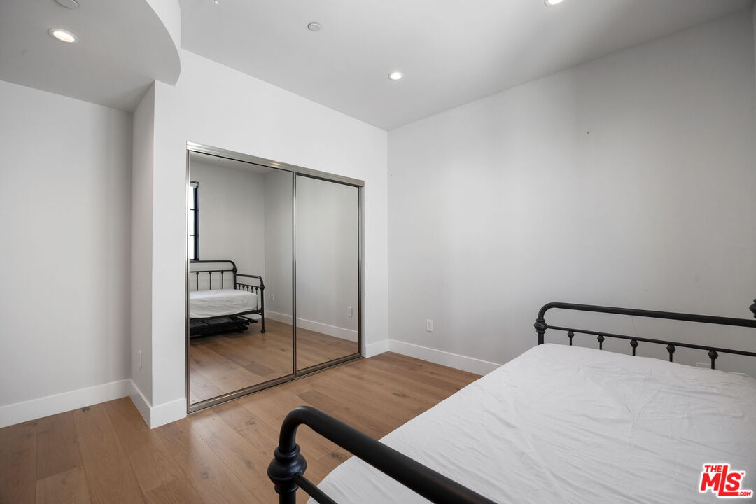 10612 W Kareen Ct