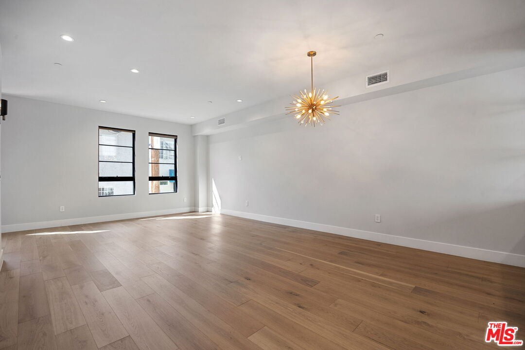 10612 W Kareen Ct