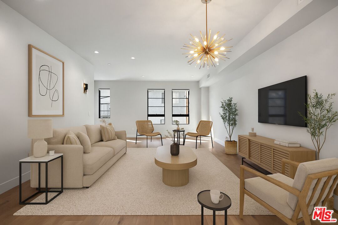 10612 W Kareen Ct