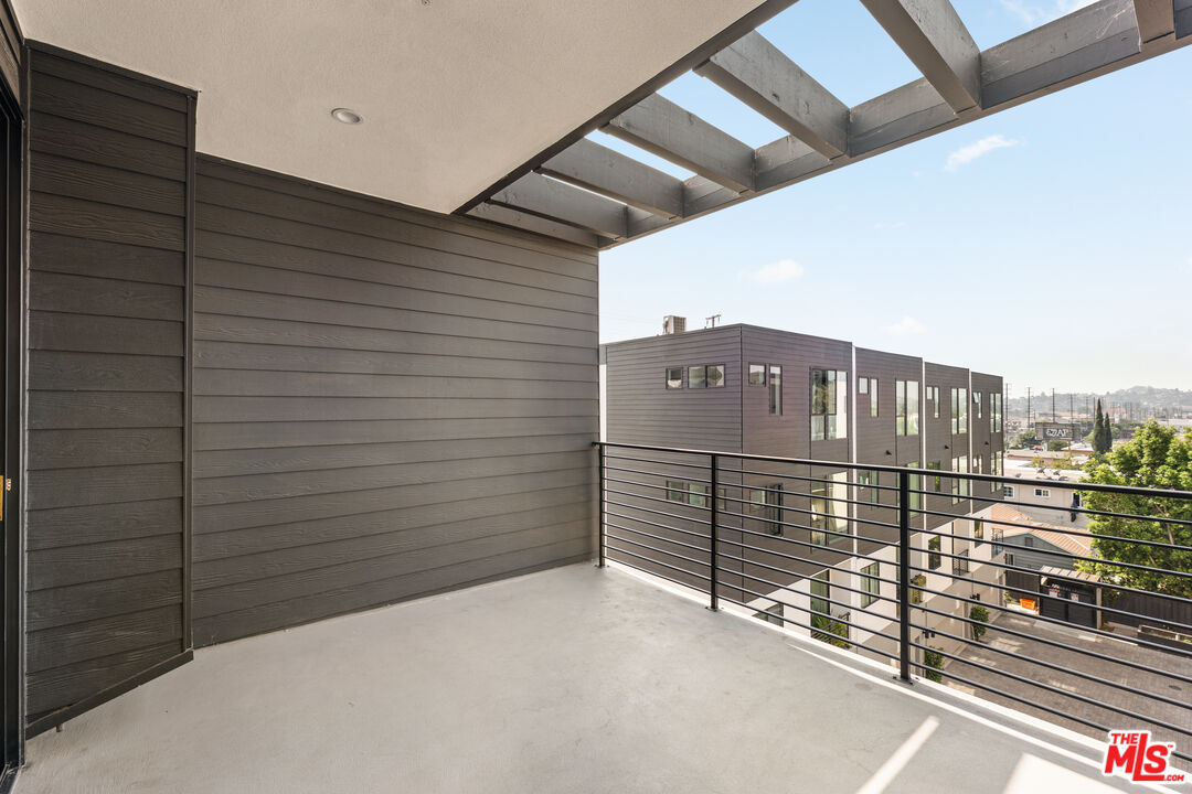 3419 N Fletcher Drive