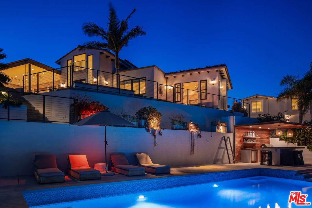 6271 Zuma Mesa Dr