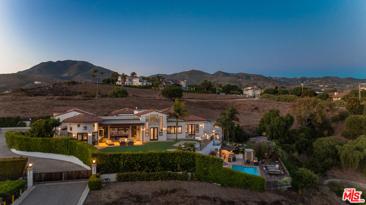 6271 Zuma Mesa Dr