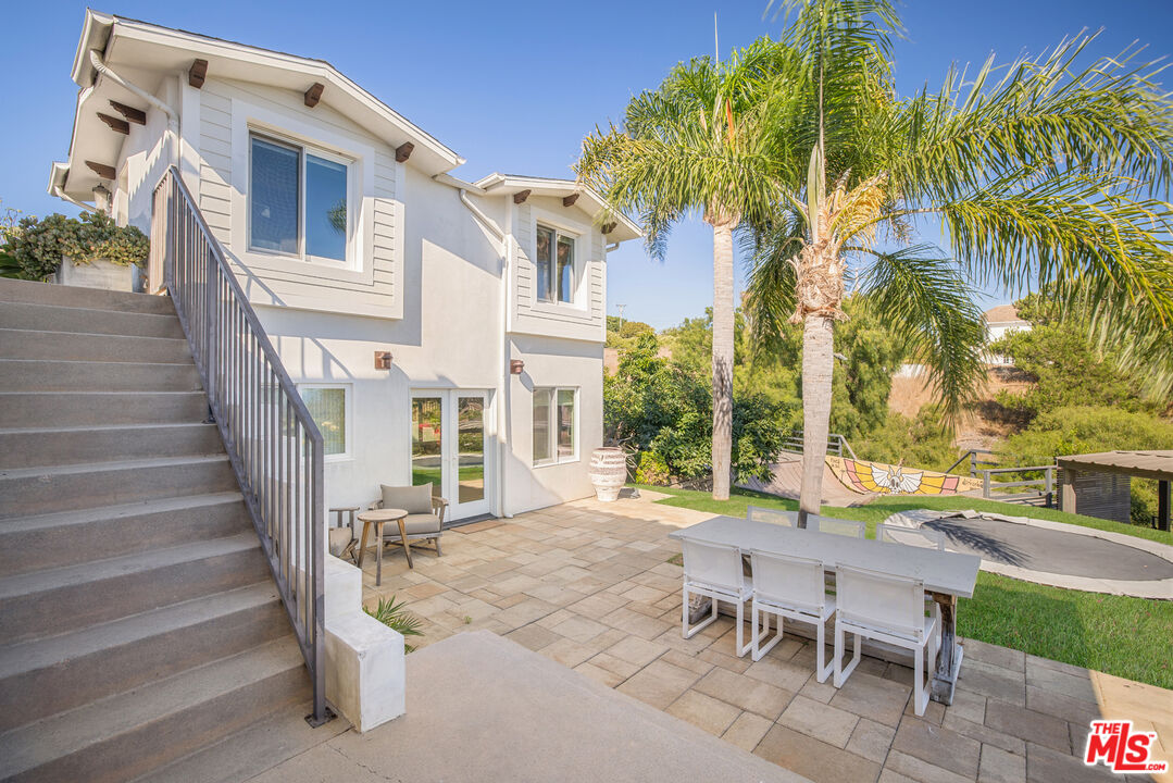 6271 Zuma Mesa Dr