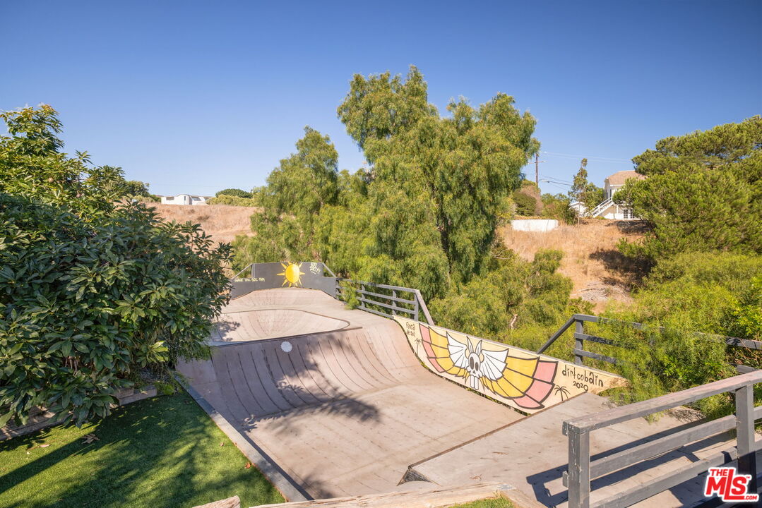 6271 Zuma Mesa Dr