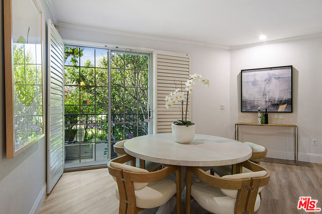 458 N Oakhurst Dr Unit: 102