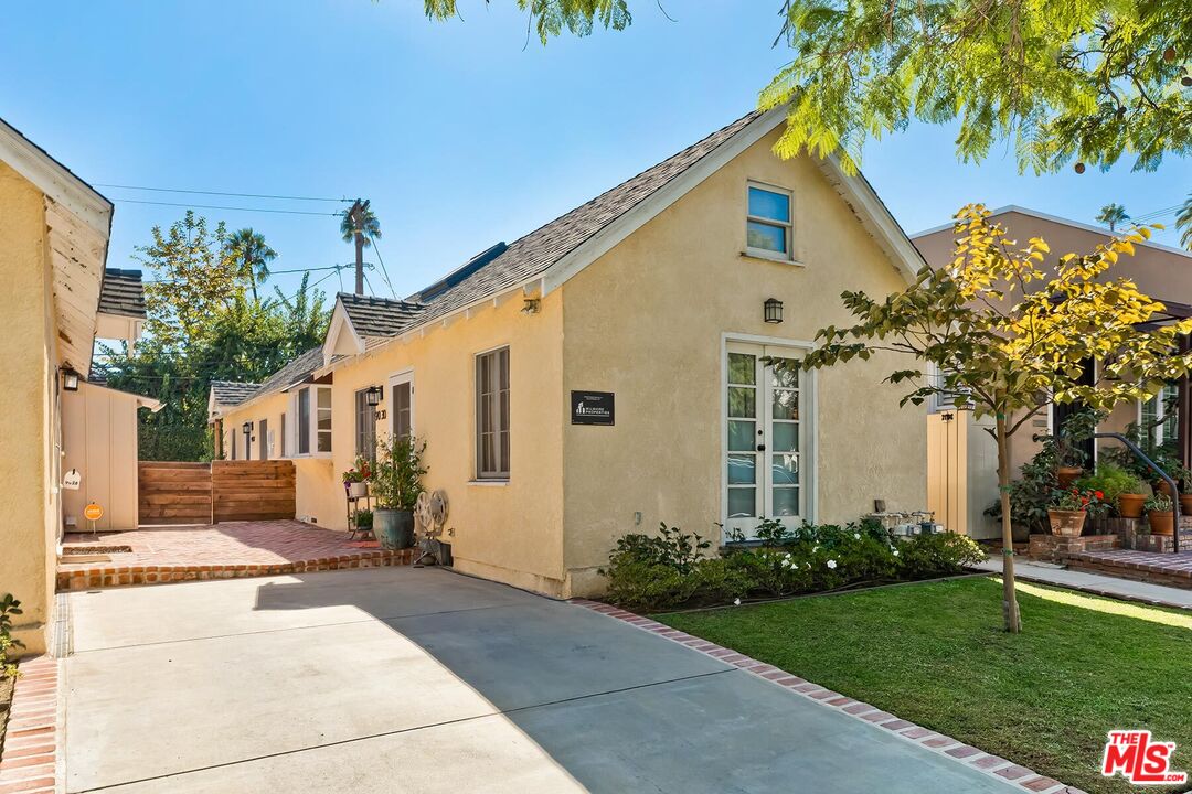 9028 Rangely Ave