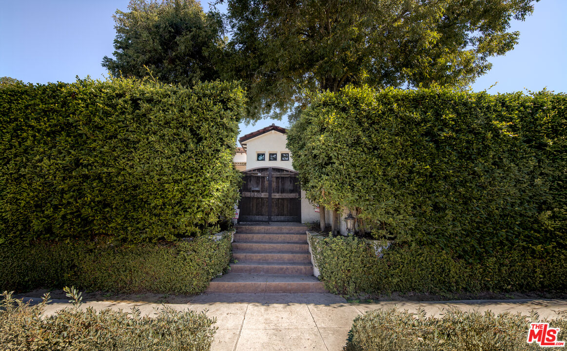 1000 S Citrus Ave