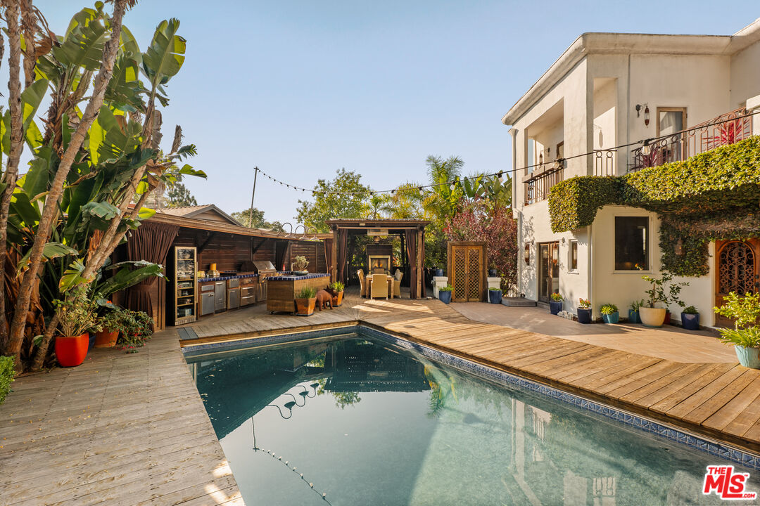 2774 La Castana Dr