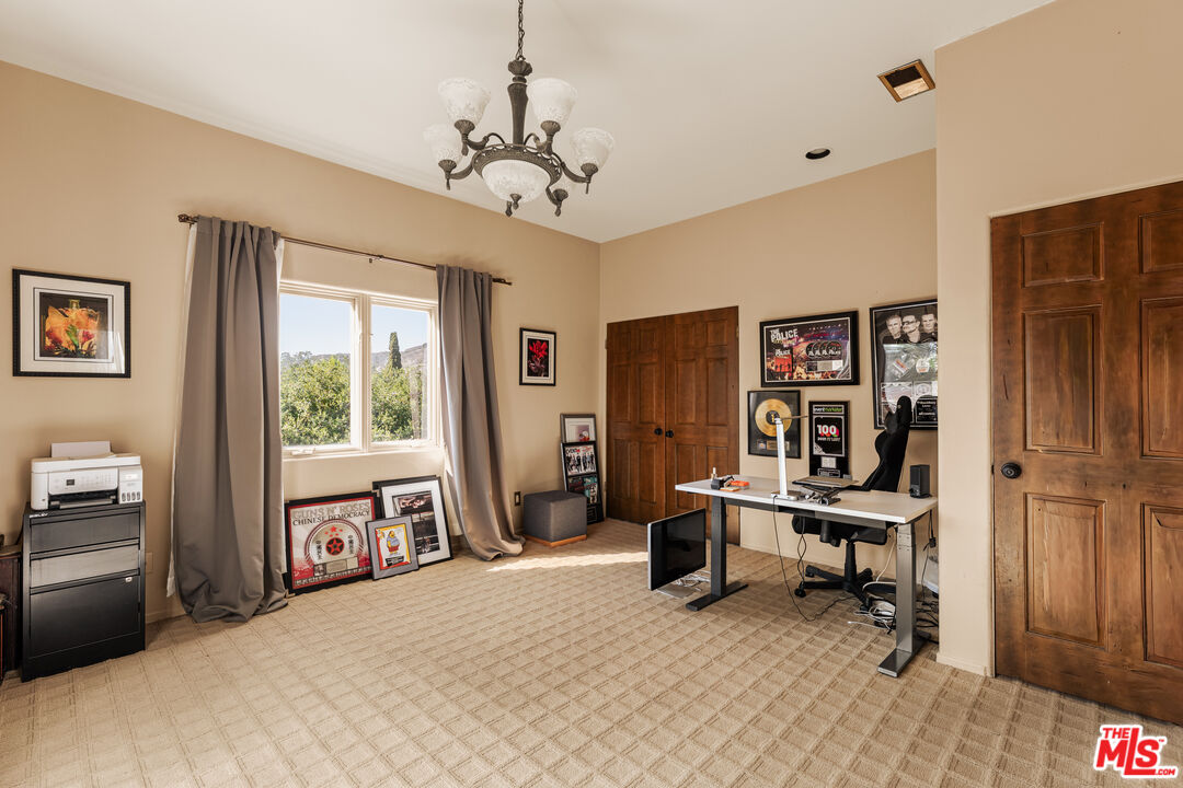 2774 La Castana Dr