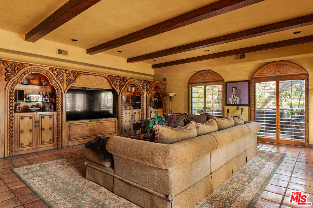 2774 La Castana Dr