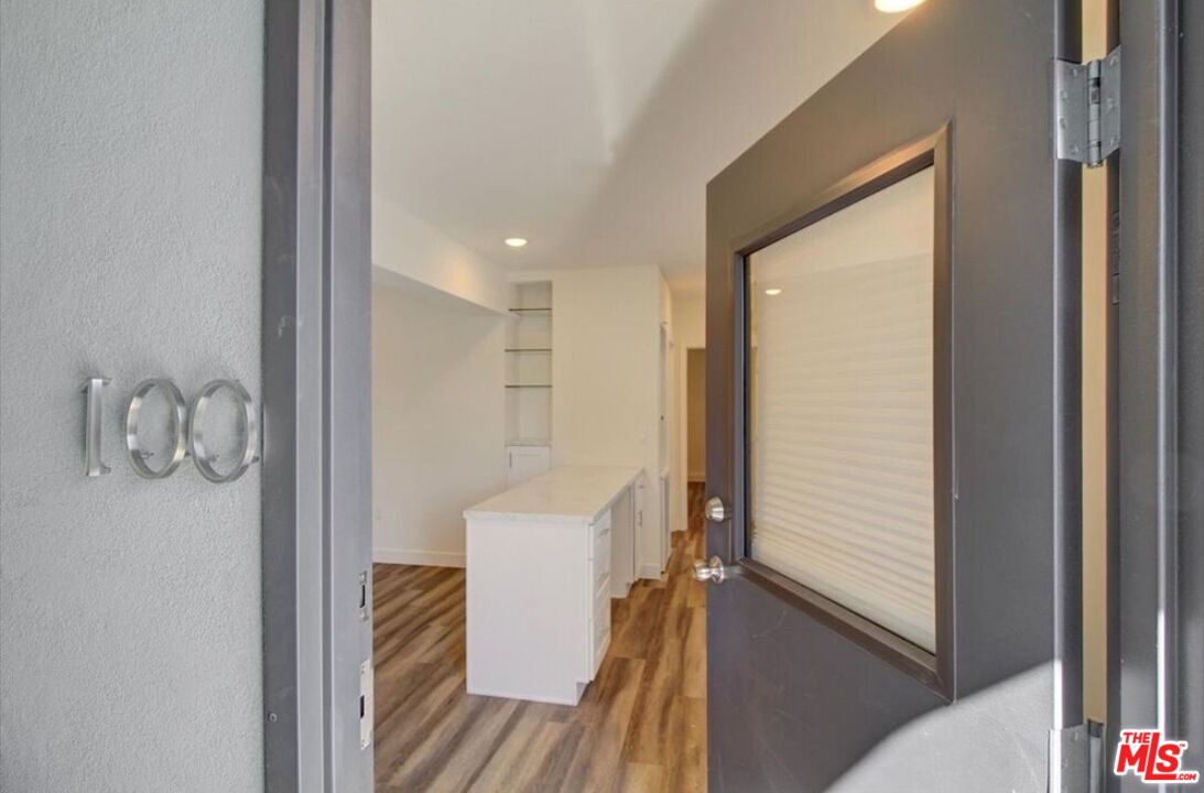 15328 S San Pedro St