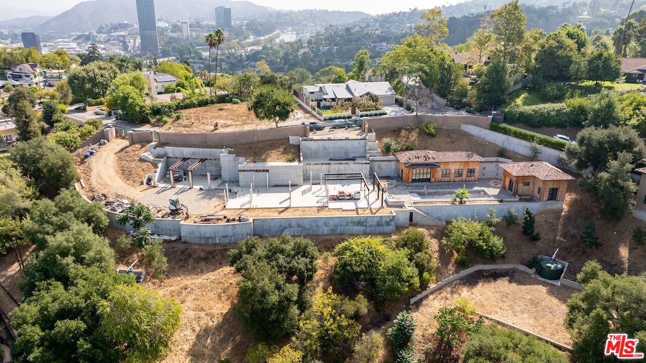 3721 Eureka Dr