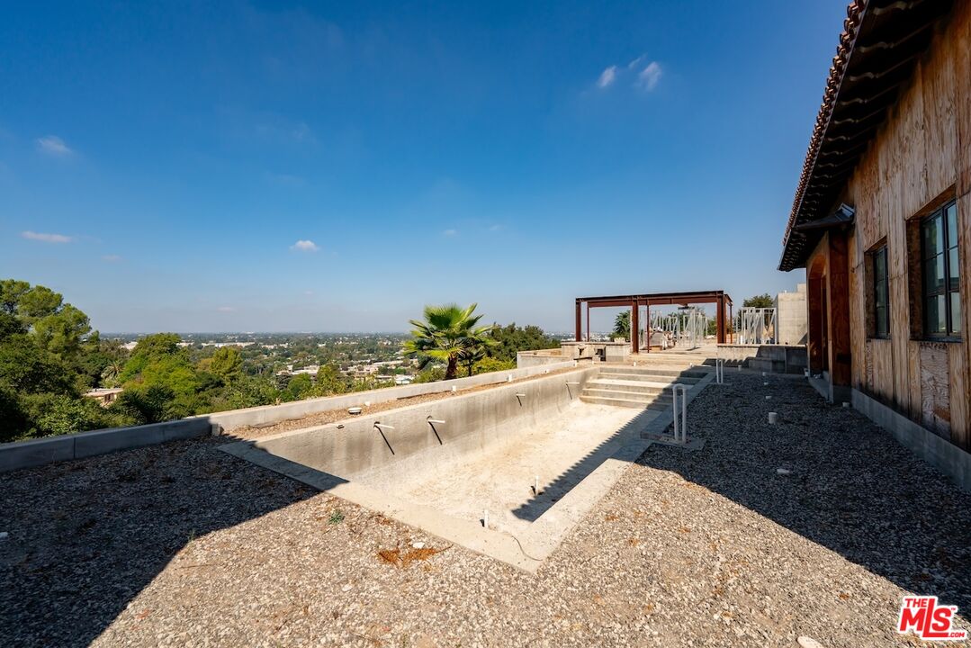 3721 Eureka Dr